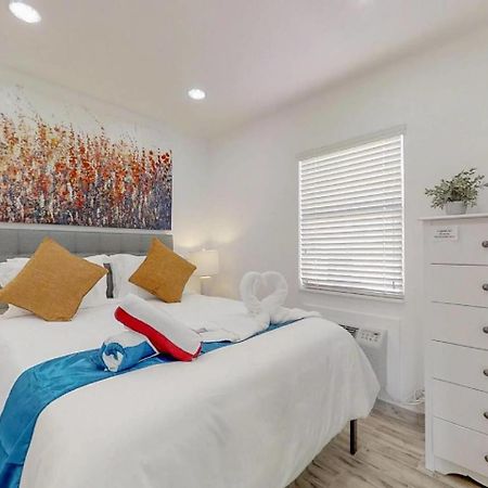 Chick & Fashionable 1 Bedroom Apt Beach Unit # 4 Hollywood Exteriör bild